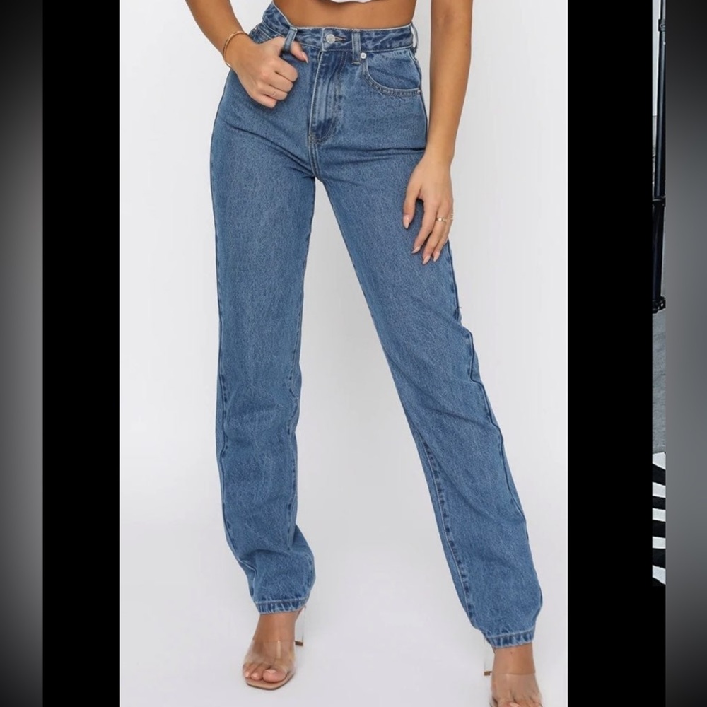 White Fox Medium Wash Boyfriend Jeans